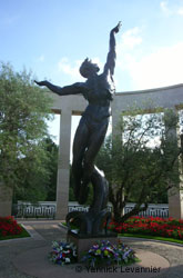 Monument &agrave; la Paix